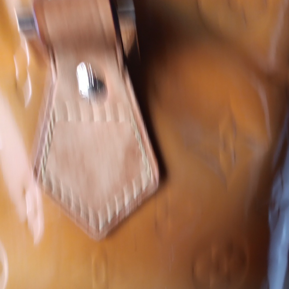 Louis Vuitton Amber Monogram Vernis Tote Bag - Picture 10 of 17